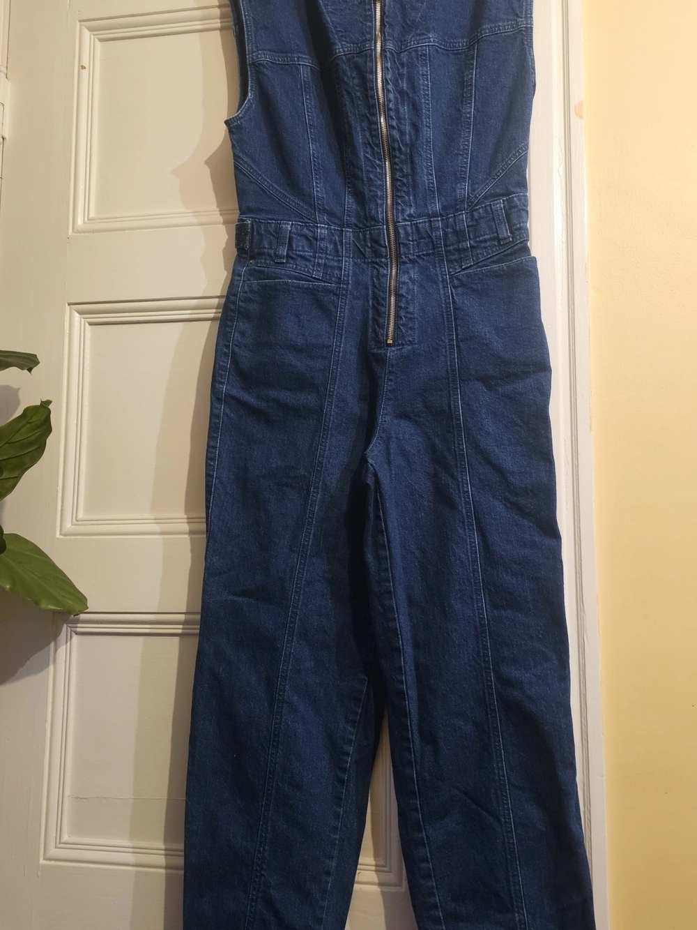 Universsl Thread Denim Zip-Front Sleeveless Jumpsuit - Blue